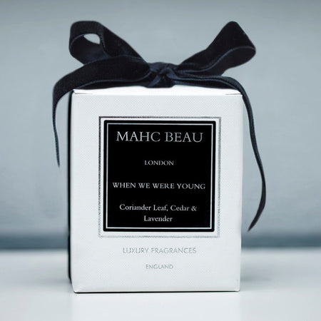 She's Smokin' Hot. 300g. All Black Edition