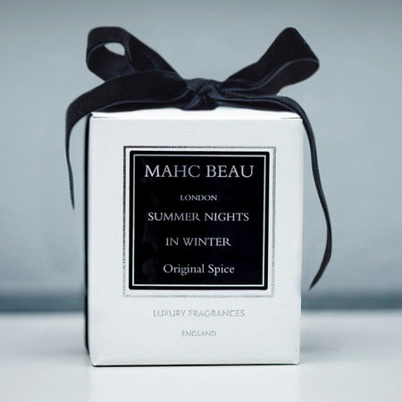 She's Smokin' Hot. 300g. All Black Edition